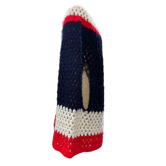 Vintage Womens Crochet Afghan Cape Shawl Navy Red Button Front OS - Picture 3 of 7